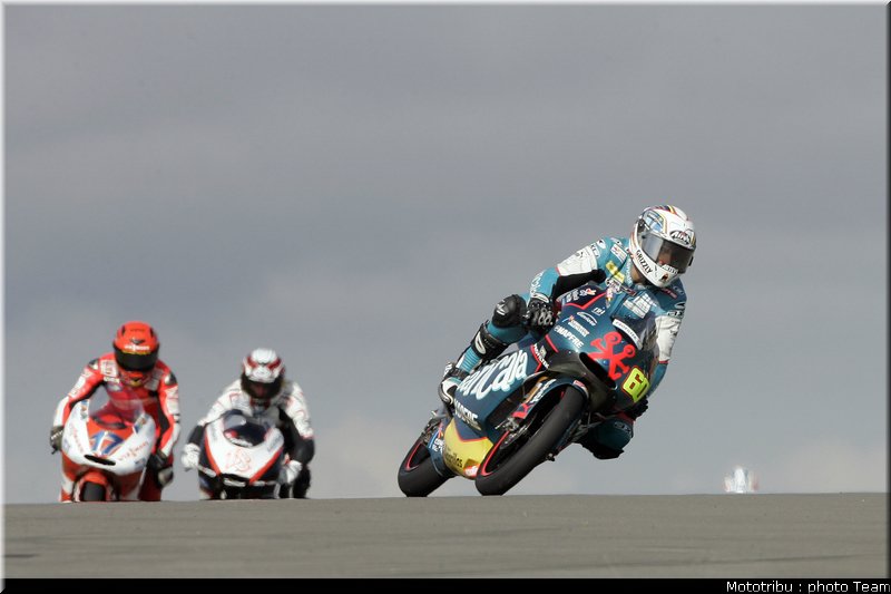 125_simon_07_motogp_donington2009