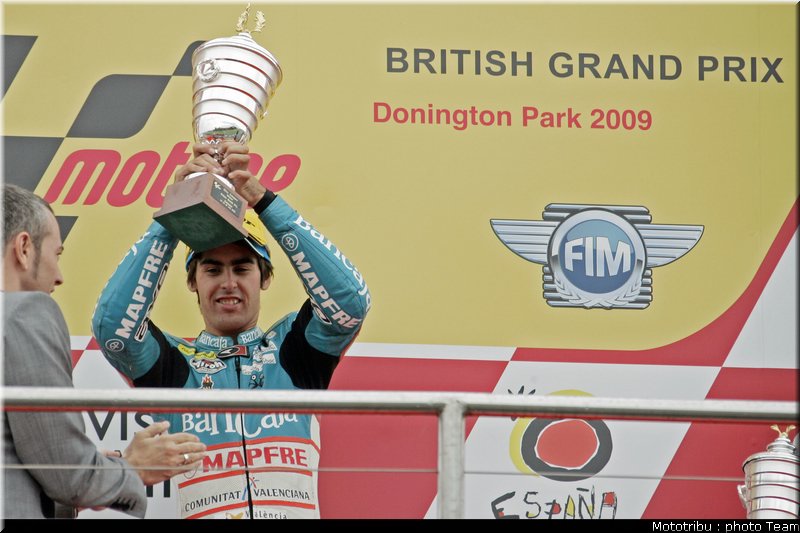 125_simon_10_motogp_donington2009