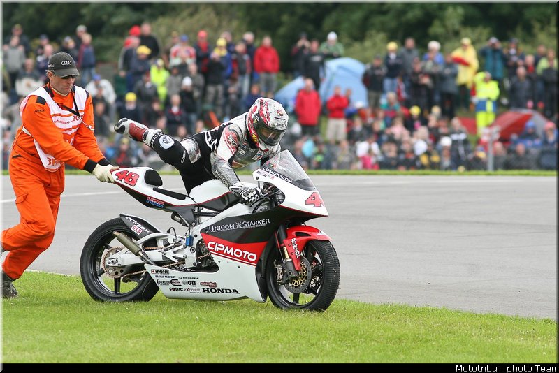 250_tomizawa_1_motogp_donington2009