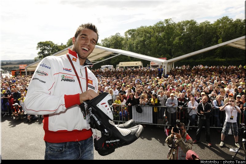 motogp_deangelis_10_donington2009