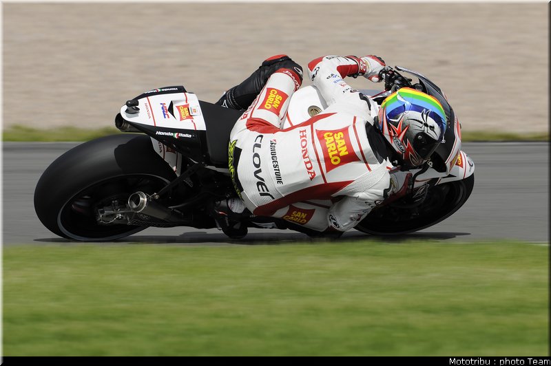 motogp_deangelis_12_donington2009
