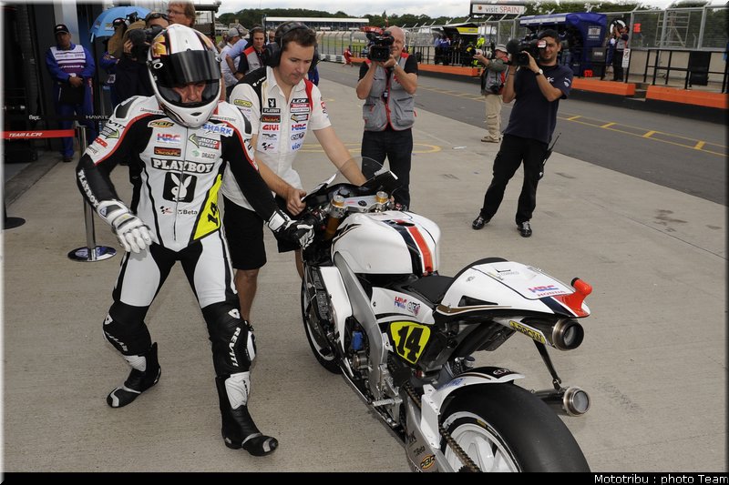 motogp_depuniet_10_donington2009