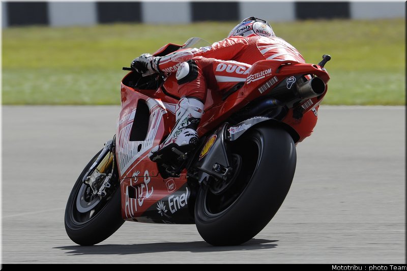 motogp_hayden_12_donington2009