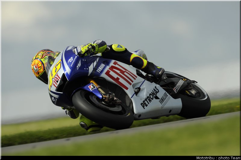 motogp_rossi_02_donington2009