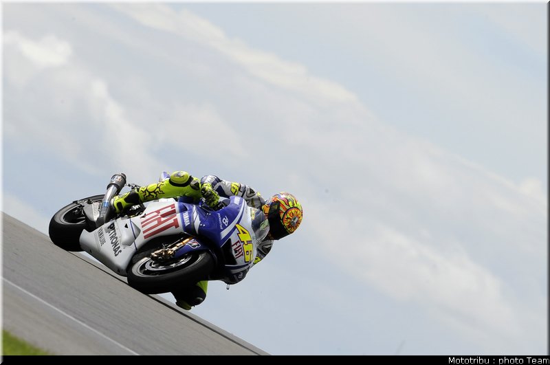 motogp_rossi_04_donington2009