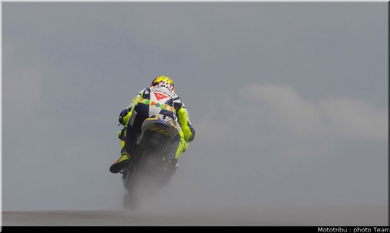 motogp_rossi_14_donington2009