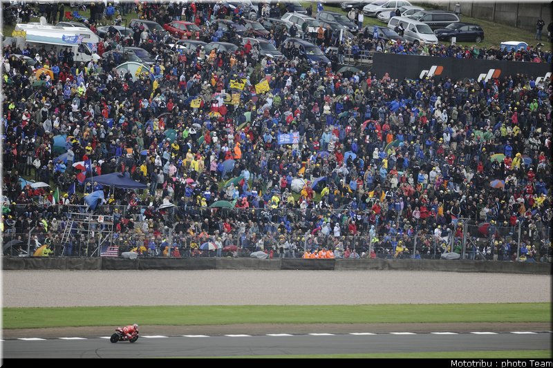 motogp_stoner_05_donington2009