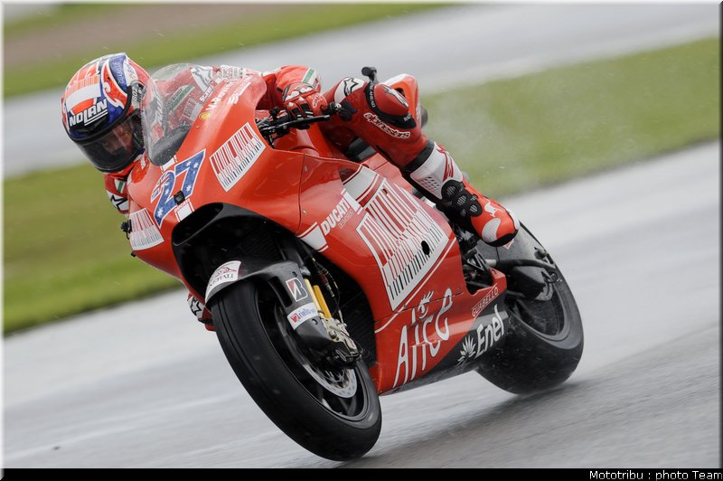 motogp_stoner_16_donington2009