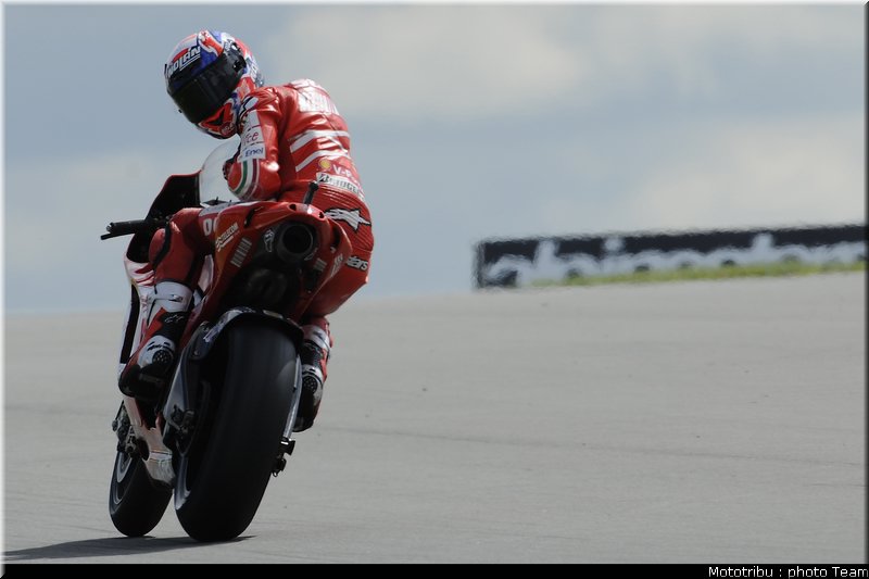motogp_stoner_24_donington2009