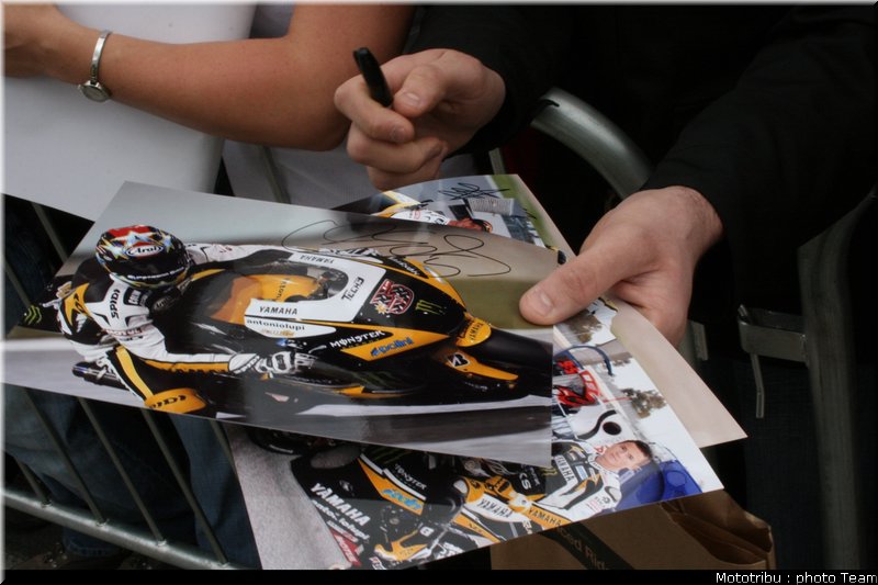motogp_tech3_03_donington2009