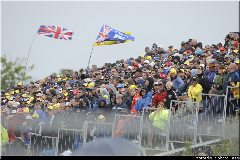 motogp_tech3_08_donington2009