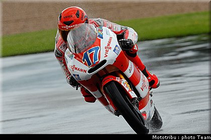 125_bradl_08_motogp_donington2009.jpg