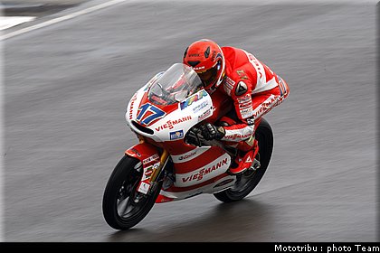 125_bradl_10_motogp_donington2009.jpg