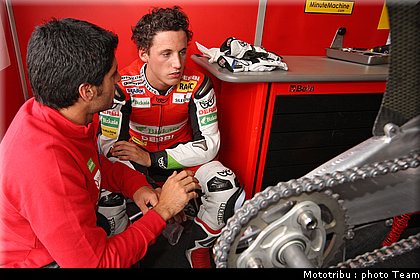 125_espargaro_1_motogp_donington2009.jpg