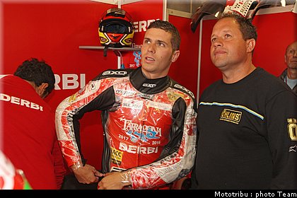 125_olive_1_motogp_donington2009.jpg