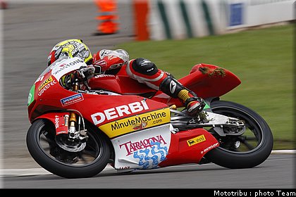 125_olive_5_motogp_donington2009.jpg
