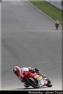 125_vasquez_5_motogp_donington2009.jpg