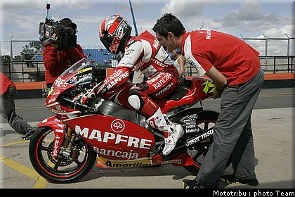 250_bautista_06_motogp_donington2009.jpg