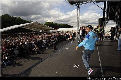 motogp_capirossi_08_donington2009.jpg