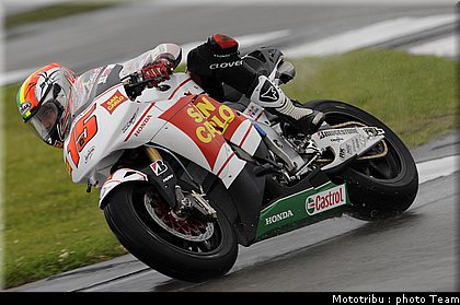 motogp_deangelis_03_donington2009.jpg