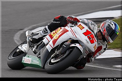 motogp_deangelis_17_donington2009.jpg