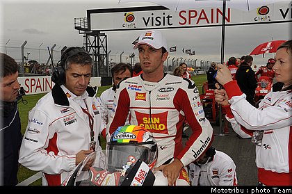 motogp_deangelis_21_donington2009.jpg