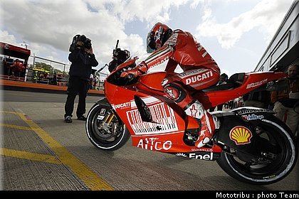 motogp_hayden_04_donington2009.JPG