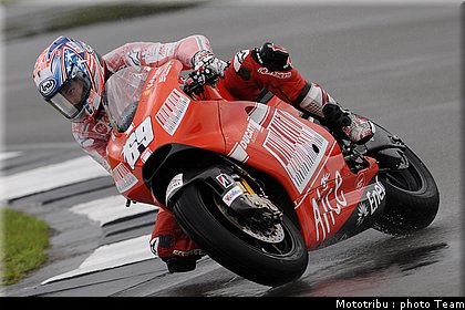 motogp_hayden_05_donington2009.jpg