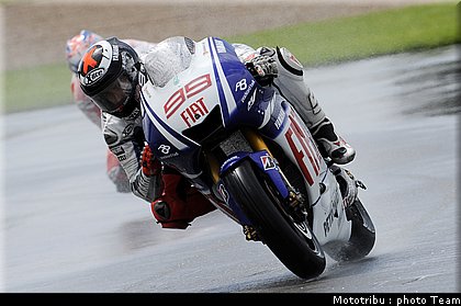 motogp_lorenzo_03_donington2009.jpg