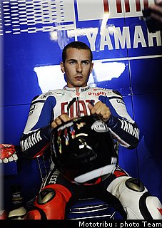 motogp_lorenzo_05_donington2009.jpg
