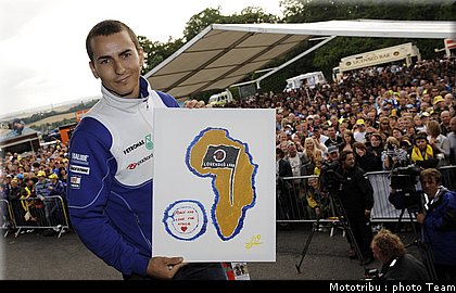motogp_lorenzo_06_donington2009.jpg