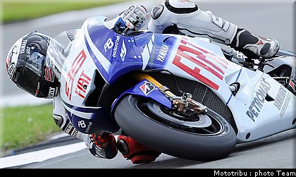motogp_lorenzo_11_donington2009.jpg