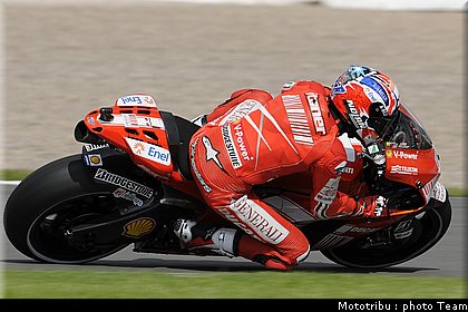 motogp_stoner_19_donington2009.jpg