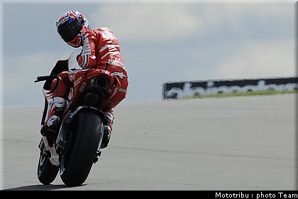 motogp_stoner_24_donington2009.jpg