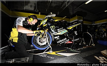 motogp_tech3_04_donington2009.jpg