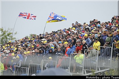 motogp_tech3_08_donington2009.jpg