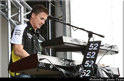 motogp_toseland_03_donington2009.jpg