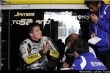 motogp_toseland_12_donington2009.jpg