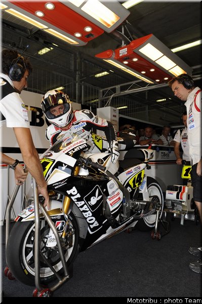 motogp_depuniet_03_brno_2009