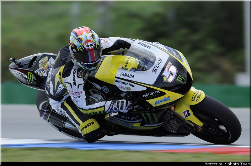 motogp_edwards_03_brno_2009