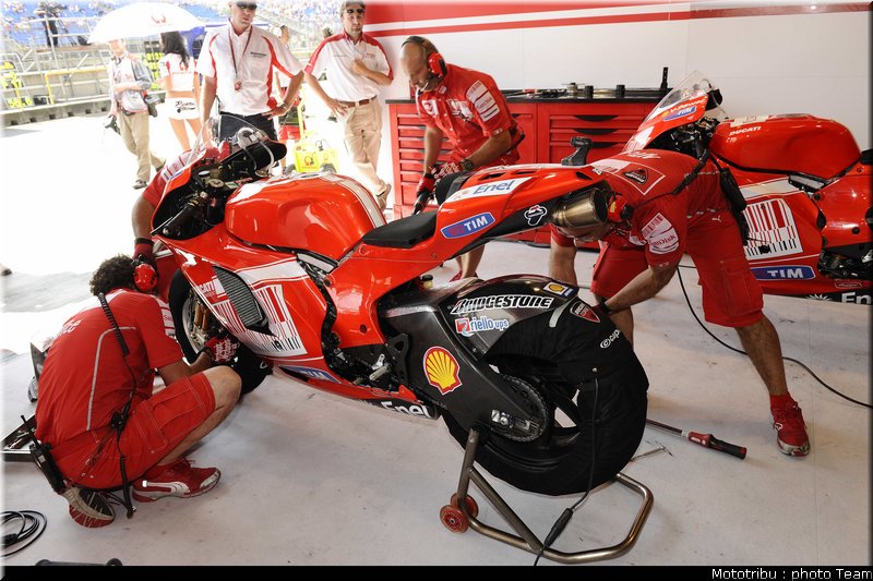 motogp_hayden_02_brno_2009