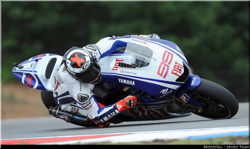 motogp_lorenzo_7_brno_2009