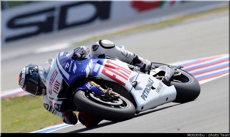 motogp_lorenzo_8_brno_2009
