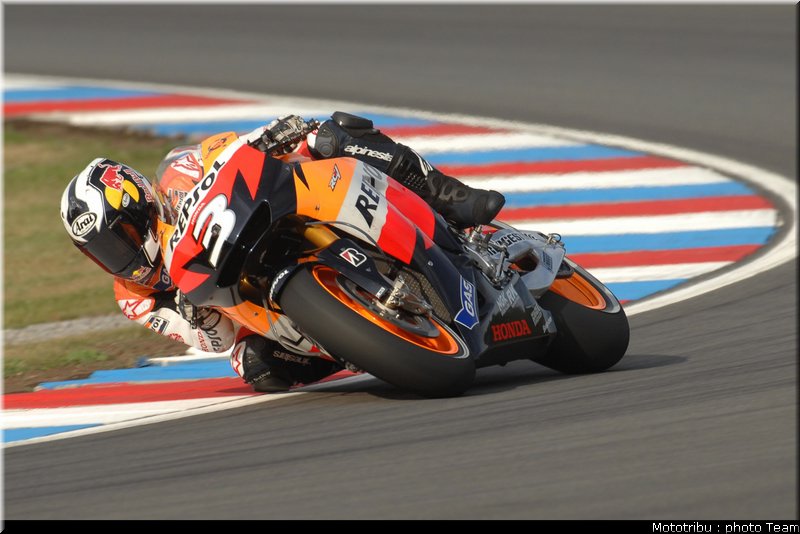 motogp_pedrosa_test_8_brno_2009