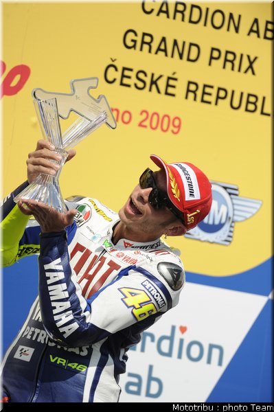 motogp_rossi_06_brno_2009