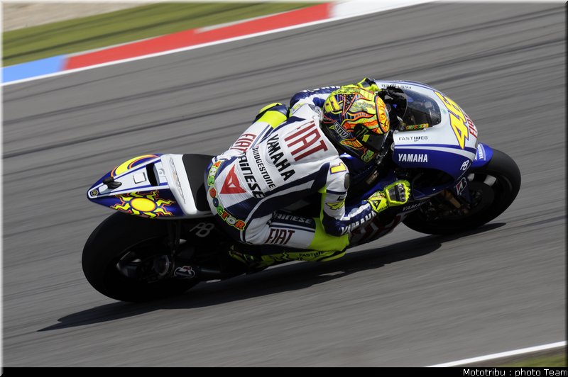motogp_rossi_07_brno_2009