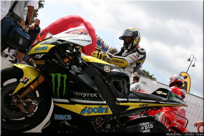 motogp_toseland_01_brno_2009
