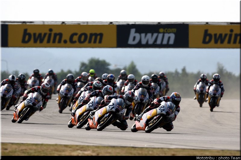 redbull_rookie_cup_07_brno_2009