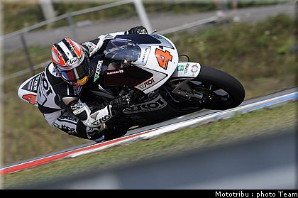 250_aoyama_4_brno_2009.jpg