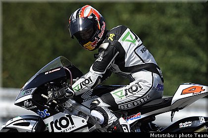 250_aoyama_5_brno_2009.jpg